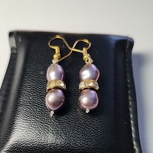 Lustrous Lavender Pearl Earrings with Gold Detailing